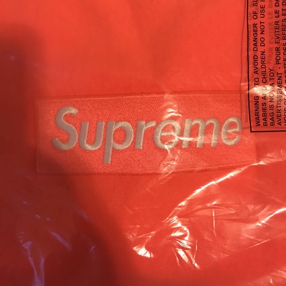 Supreme Florescent pink box logo crew neck